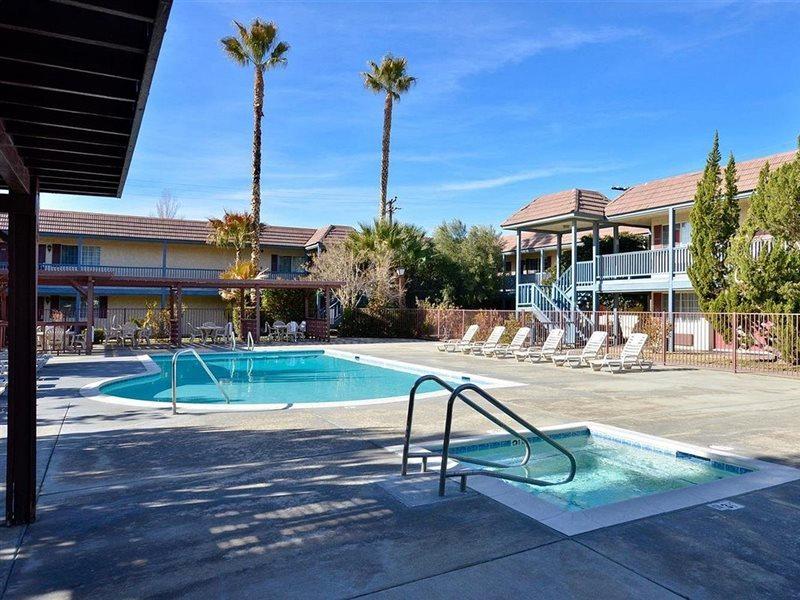 Americas Best Value Inn & Suites - Lancaster Luaran gambar
