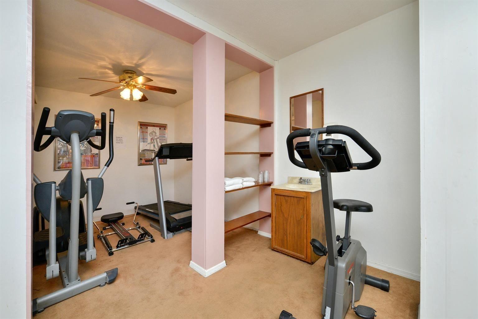 Americas Best Value Inn & Suites - Lancaster Luaran gambar