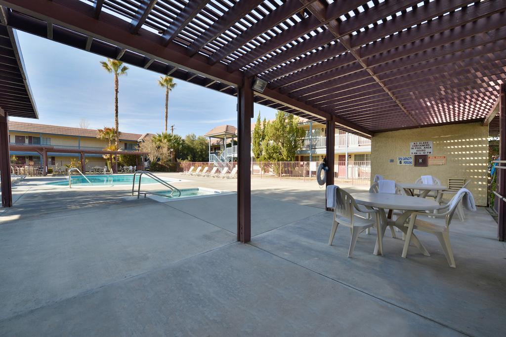 Americas Best Value Inn & Suites - Lancaster Luaran gambar